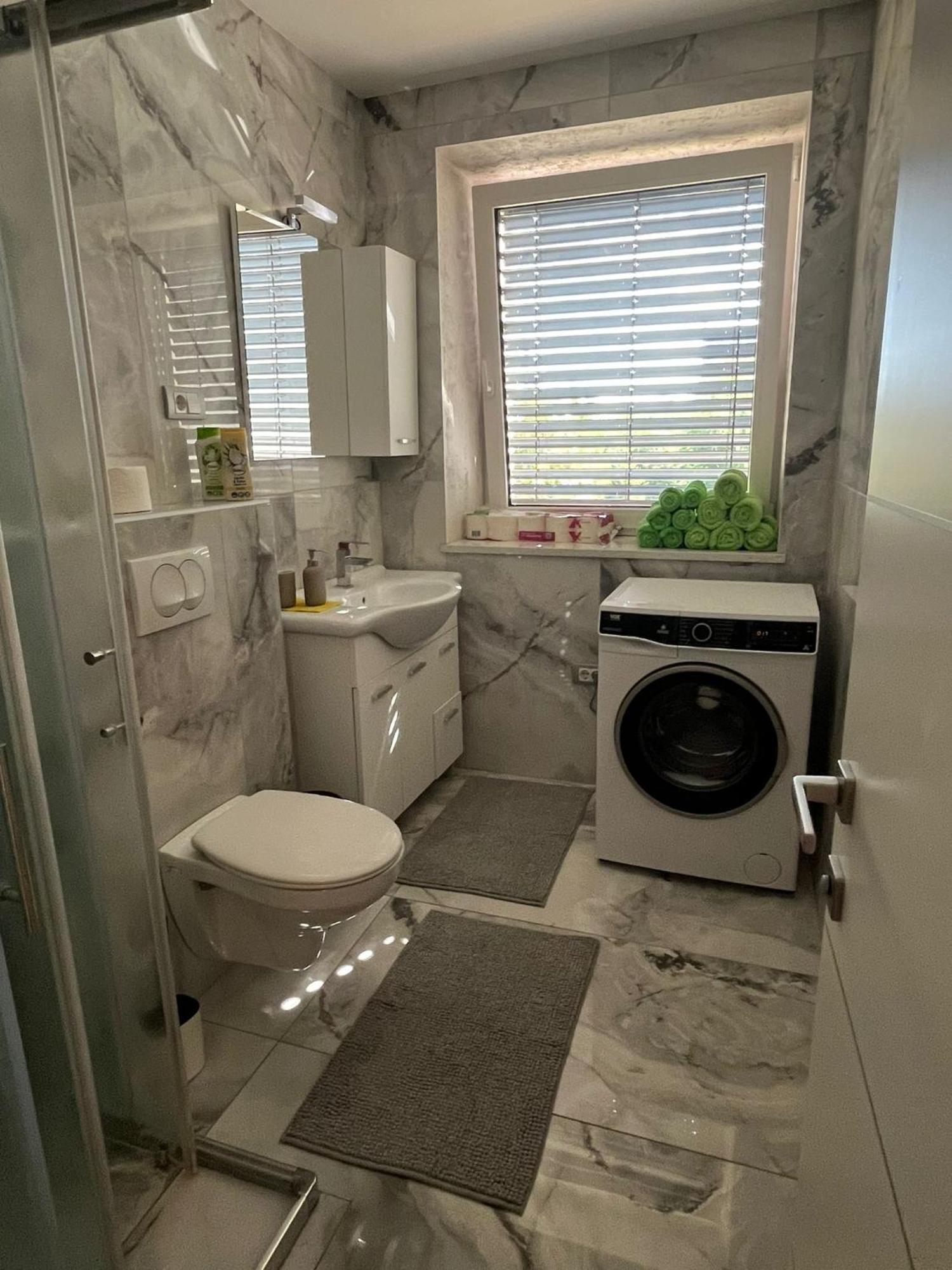 Vila Moste 2 - Free Parking & Pool, Ev Station Ljubljana Ngoại thất bức ảnh